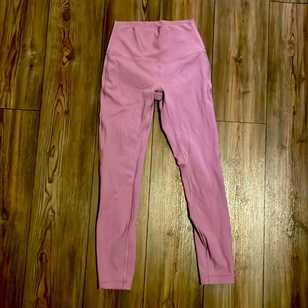 Lululemon wunder under luxtreme sz 4 leggings